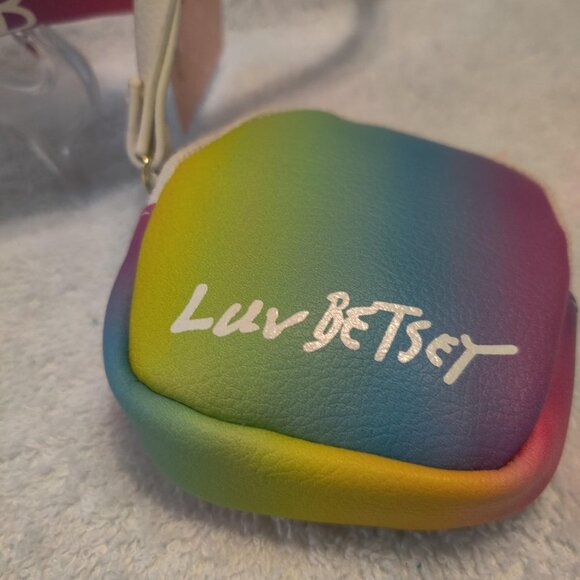 NWT - BETSEY JOHNSON Handbag Crossbody - “LUV” - Picture 4 of 11